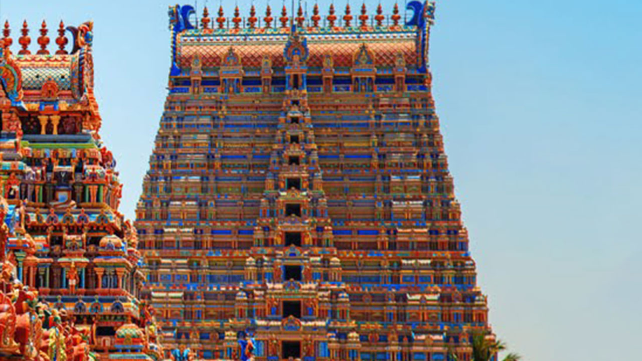 Brightly painted gopuram towers of the Srirangam temple in South India